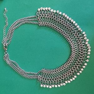 Vintage style rhinestone bib necklace